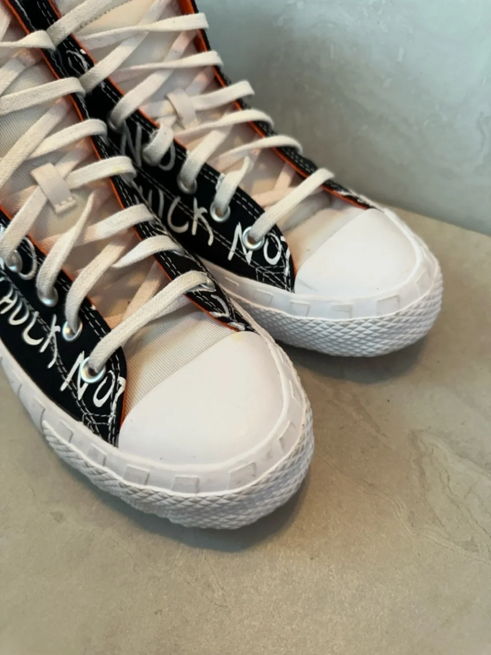 Converse Not A Chuck Black White Orange Text Graphic Canvas Size 9 Pre Owned - Picture 10 of 10